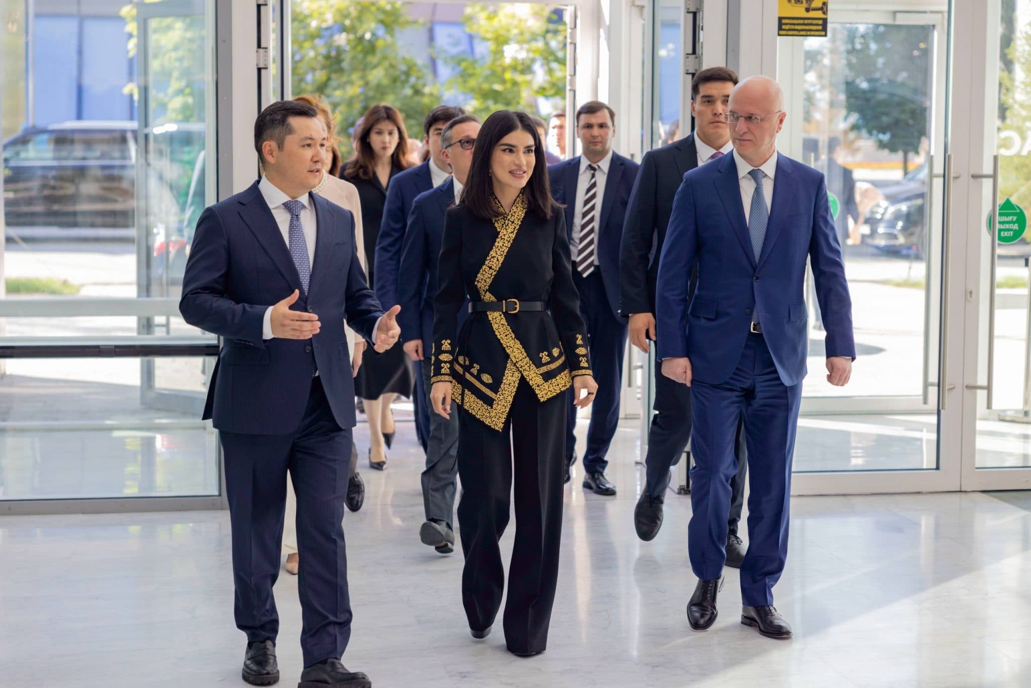 kazakhstan-and-uzbekistan-are-deepening-financial-cooperation-and-regional-integration-in-central-asia