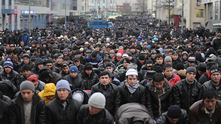 Russia’s Economic Fallout Hits Central Asian Remittances